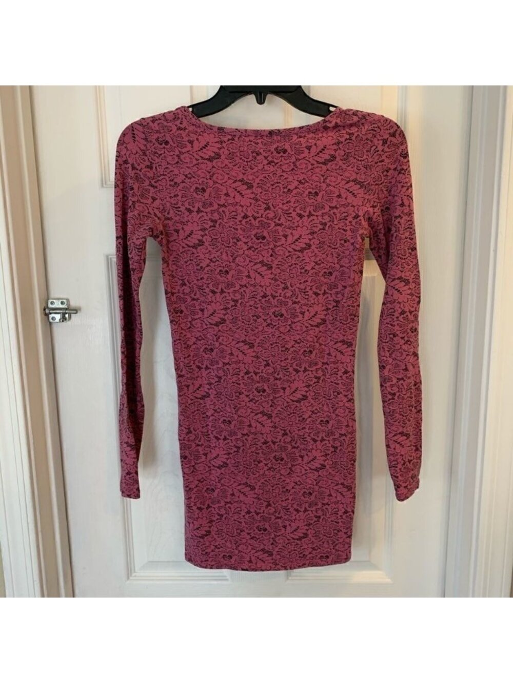 Long Sleeve Fitted Top - Picture 4 of 4